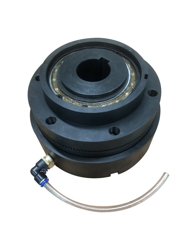 气动牙嵌离合器