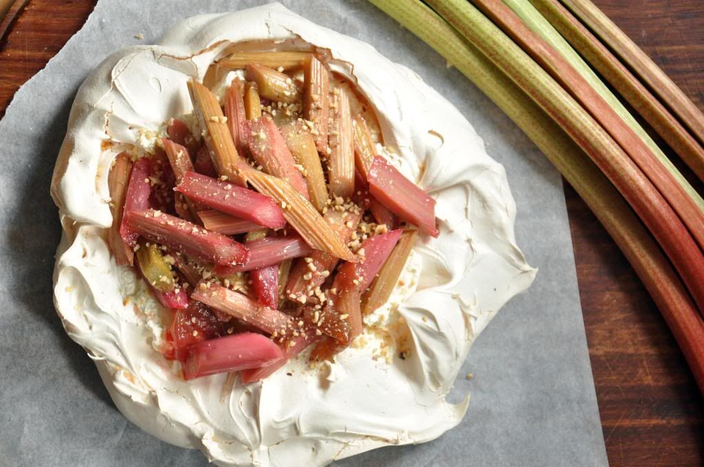 photo rhubarbpavlova_zpsc8be2324.jpg