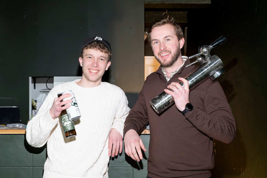 Antoine Lesch and Ted Ury have opened their first bar: Are We Friends Bar. (Photo: Jan Hanrion/Paperjam)