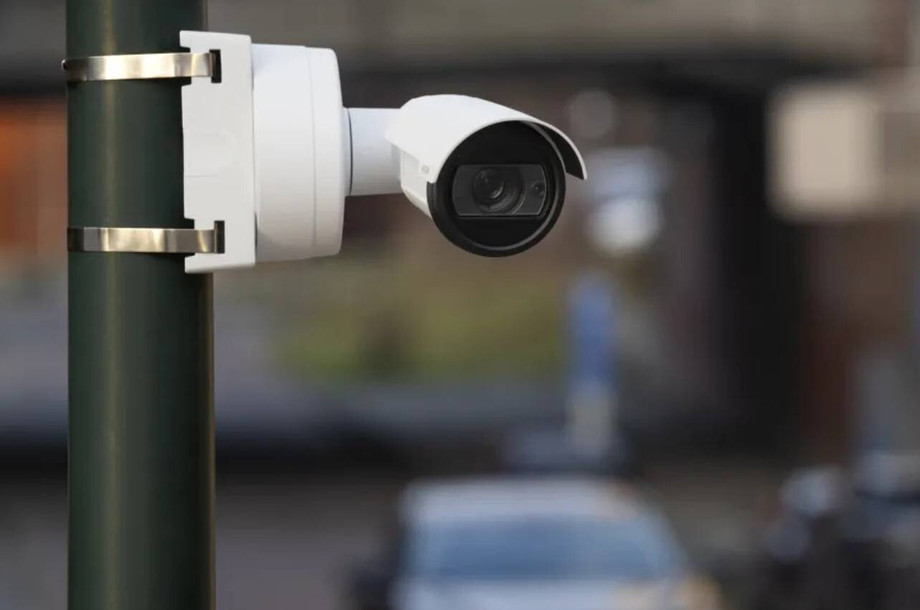 Whilst no one questions the principle of number plate recognition, there are significant differences of opinion among legislators, MPs and institutions regarding how long the images should be retained. (Photo: Axis)