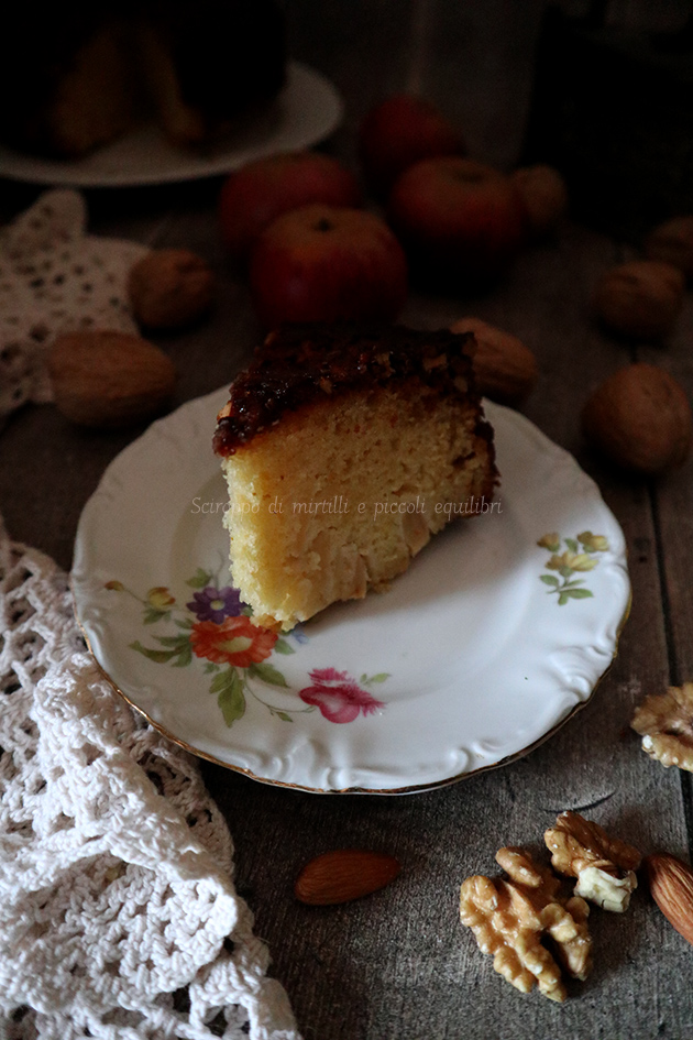 Torta di mele annurche e frutta secca