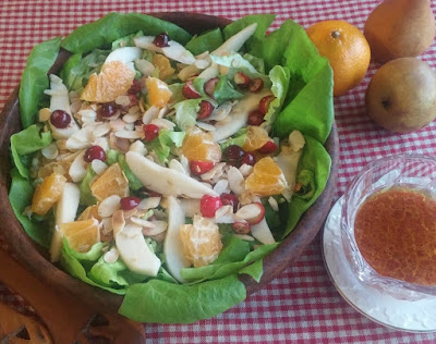 Orange & Pear Salad with Cranberries & Almonds Orange & Pear Salad with Cranberries & Almonds
