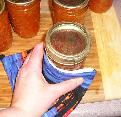 Making Marmalade - sealing with the rings Making Marmalade - sealing with the rings