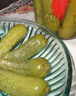Russian Tarragon Pickles