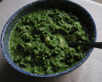 Cauliflower in Spinach Sauce with Feta Cauliflower in Spinach Sauce with Feta