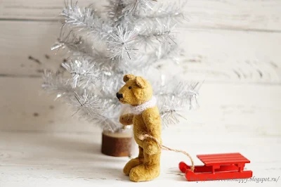 Пойду, опробую февральский снег! :) teddy bears, sled, snow