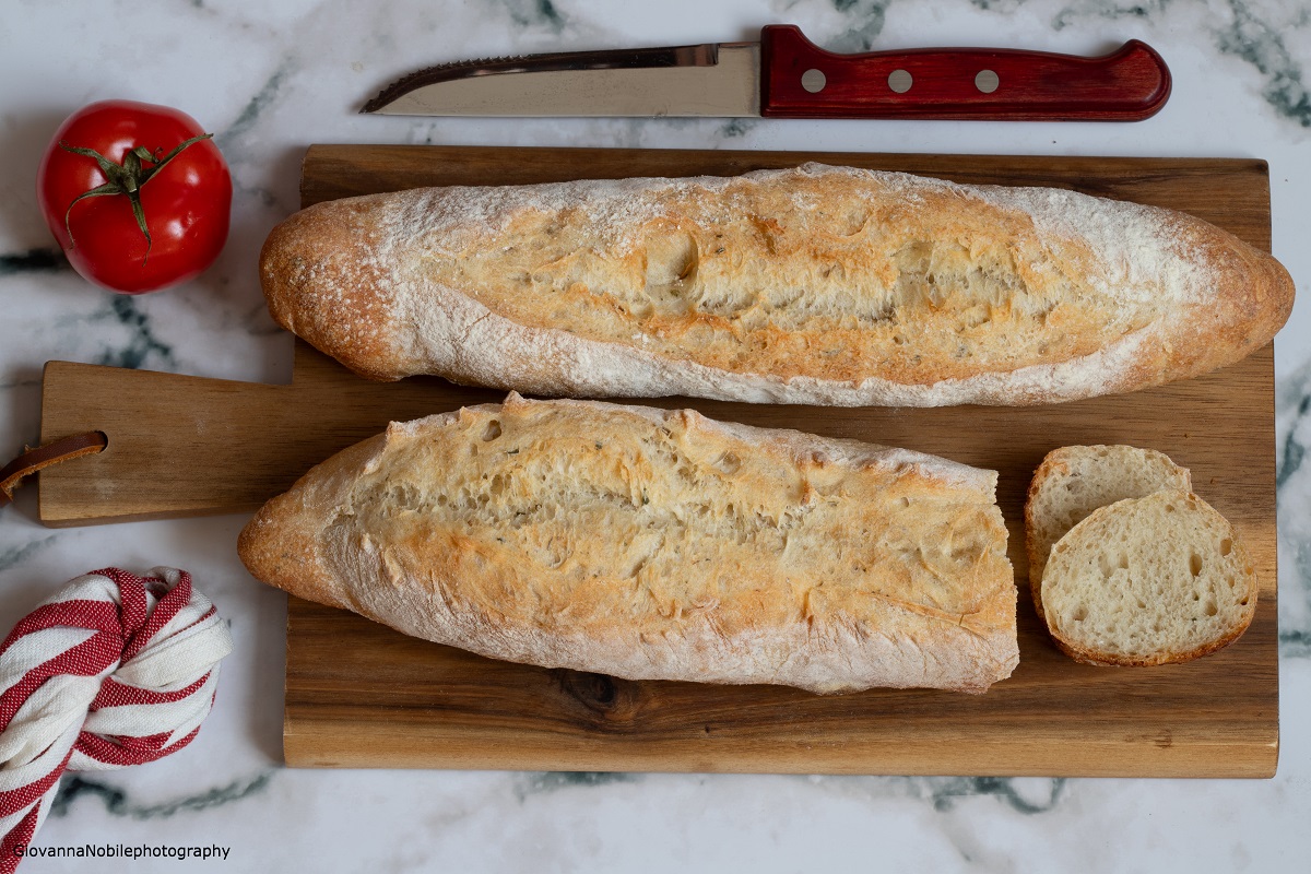 Baguette francesi alle erbe di Provenza