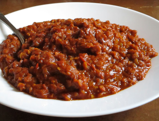 Red Lentils in a Spicy Tomato Sauce