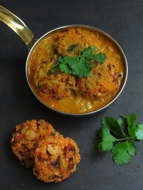 Masala Vada Kurma Masala Vada Kurma