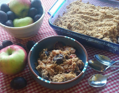 Plum & Apple Crisp with Gingerbread Topping Plum & Apple Crisp with Gingerbread Topping