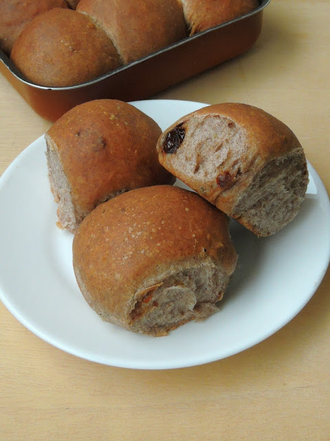 Sundried tomatoes Ragi Bread rolls Sundried tomatoes Ragi Bread rolls