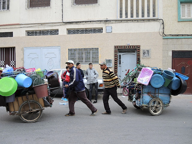 Marokko : over bussen, brommers en ezels.... Marokko : over bussen, brommers en ezels....