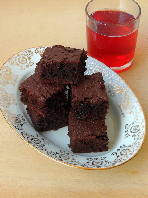 Cornflakes Brownies, Chocolate & Cornflakes Brownies