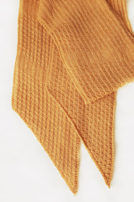 Вязаный женский шарф с острыми углами из шерсти альпаки Вязаный женский шарф с острыми углами