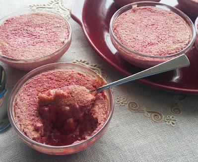 Strawberry Sponge Pudding Strawberry Sponge Pudding