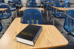 Texas education board gives preliminary OK to Bible content on mandatory reading list
