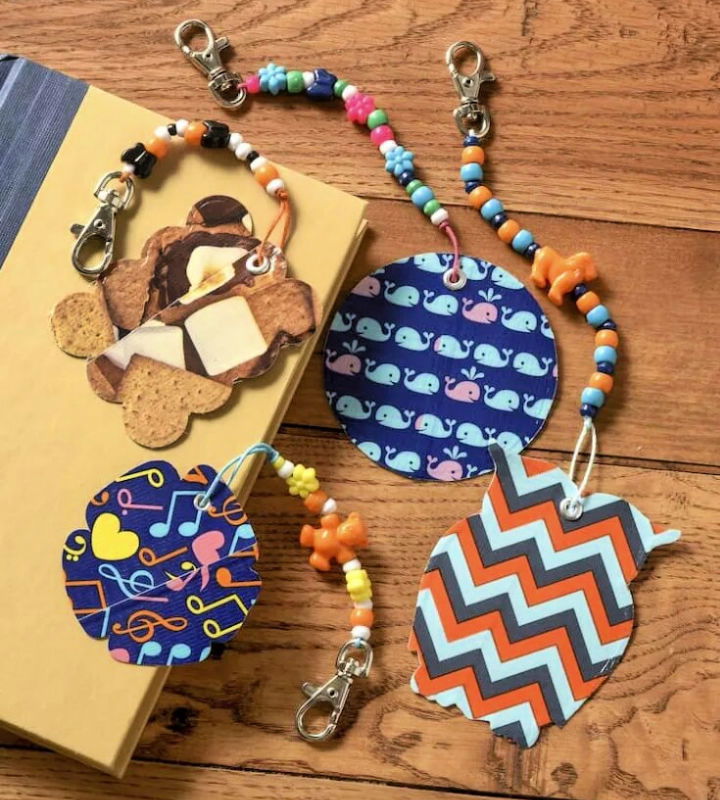 Best Backpack Charm Using Duck Tape