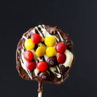 M&M Apple Pops