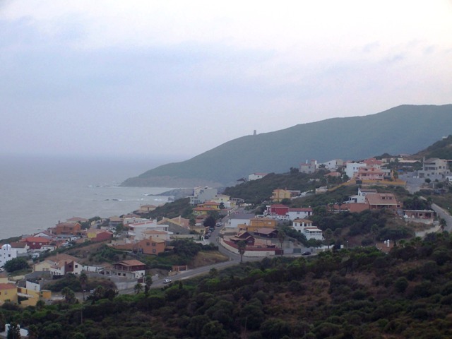 Hacia el oeste, en contacto visual con la Torre del fraile.