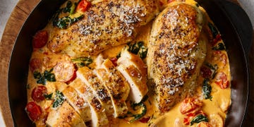 chicken breasts in a creamy sun dried tomato sauce