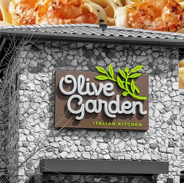 Olive Garden olive garden restaurant exterior