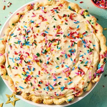 Birthday Cake Pie funfetti style cake in a pie dish
