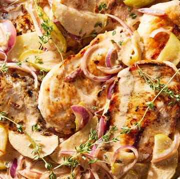 Creamy Apple Bourbon Skillet creamy apple bourbon with granny smith apples red onion mustard fresh thyme cheddar cheese and heavy cream