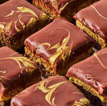 Dubai Brownies brownies topped with dubai chocolate bar inspired ingredients