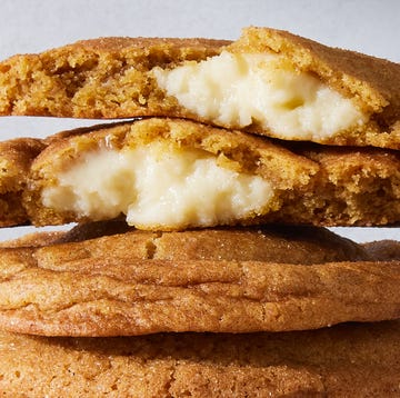Pumpkin Cheesecake Cookies pumpkin cookies with a cheesecake filling