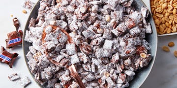 Snickers Puppy Chow puppy chow with chocolate and peanuts