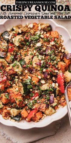 Crispy quinoa with roasted zucchini, red bell pepper, sweet potato red onions and topped with chimichurri sauce.