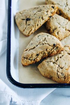 some cookies are sitting on a tray and ready to be eaten