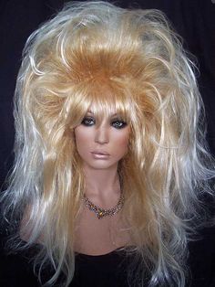 Now that's some BIGGG hair!! Ridiculous Wig, Long Teased Hair, Crazy Teased Hair, Teased Blonde Hair, Texas Teased Hair, Big Beehive Hair, Beehive Hair Wig, Big Blonde Wig, Blonde Bouffant Hair