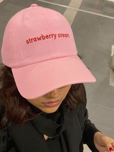 Yo-chi Merch #hat #caps #ootd Keshi Merch, Sorority Merch Hats, Merch Collab, Rapper Tour Merch, Airport Outfit, Date Night Outfit, Ootd, Lifestyle, Casual Outfits