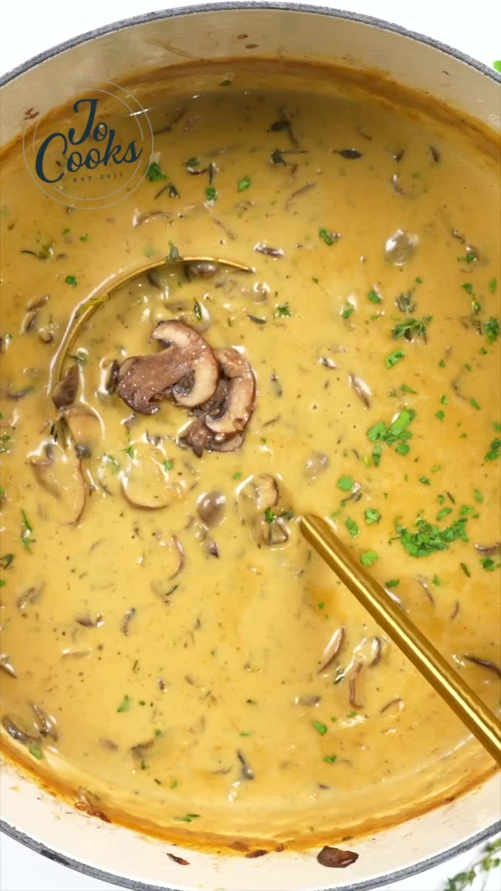Sautéed mushrooms are cooked to perfection with butter, lots of garlic, and a dash of white wine and then turned into a delicious Cream Of Mushroom Soup! Full of earthy mushroom yumminess and finished off with heavy cream it’s based on classic French flavors, yet so simple to make!
