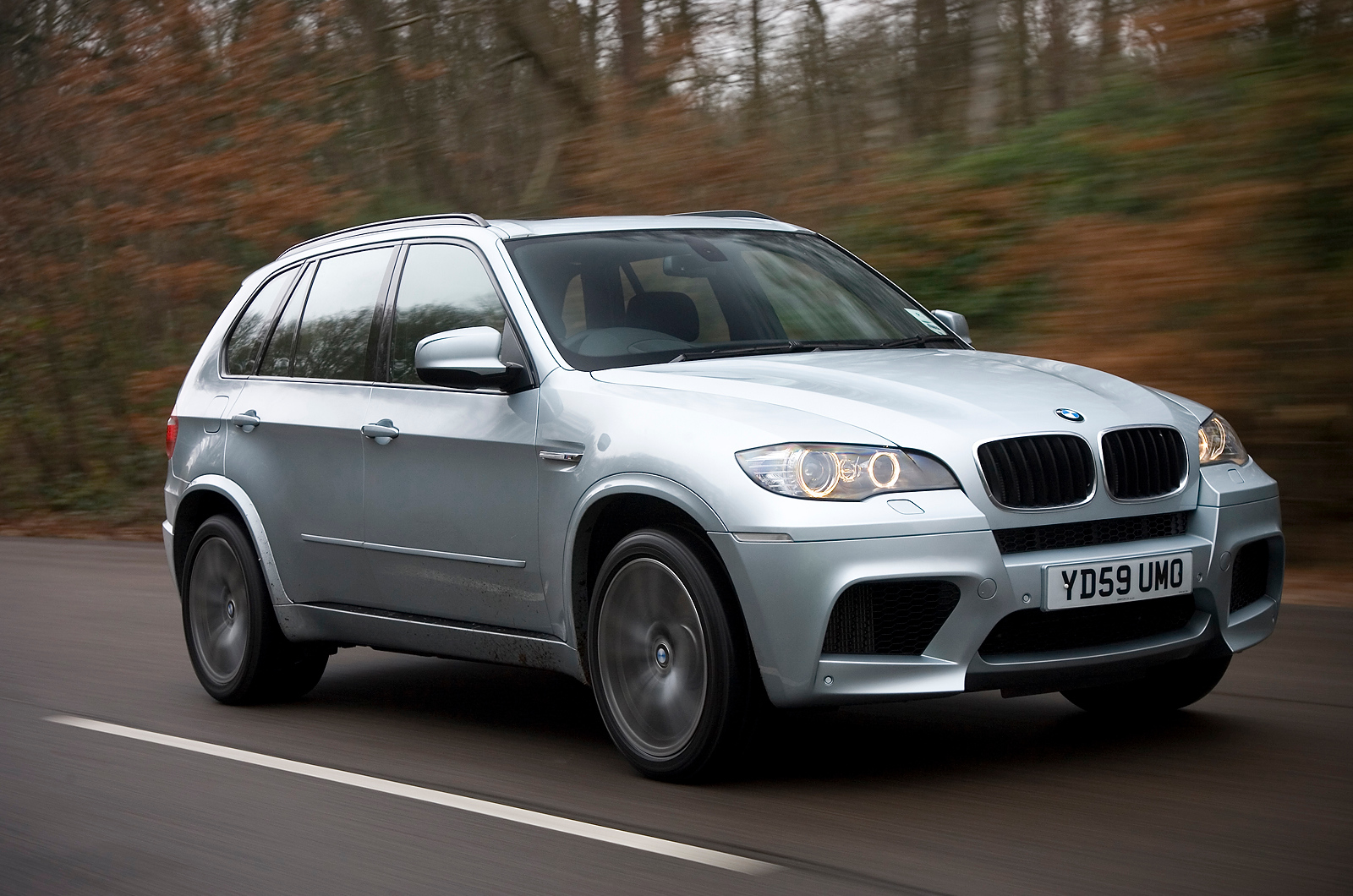 The X5 showcases BMW's talent for honing 4x4s for the road 4 star BMW X5