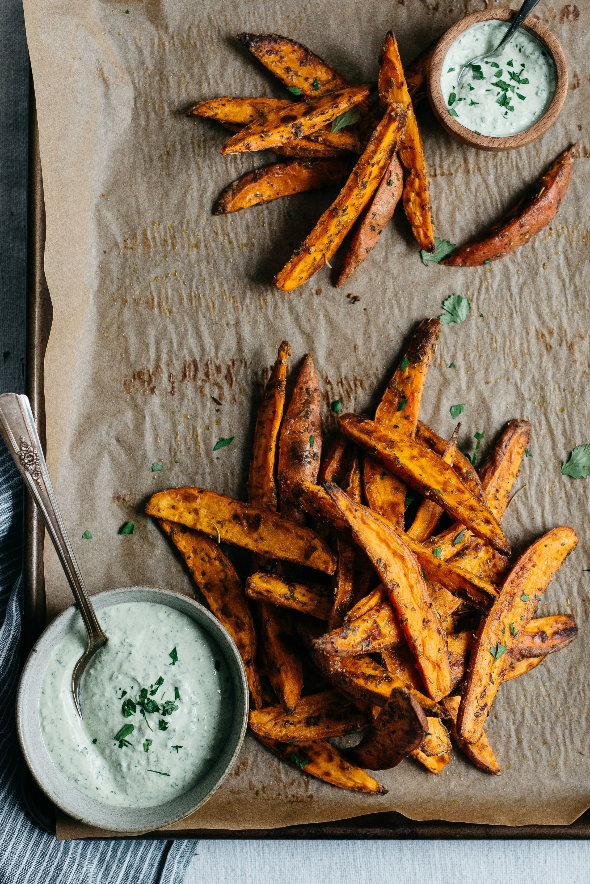 Roasted Sweet Potato Wedges w/ Green Yogurt Sauce | dolly and oatmeal