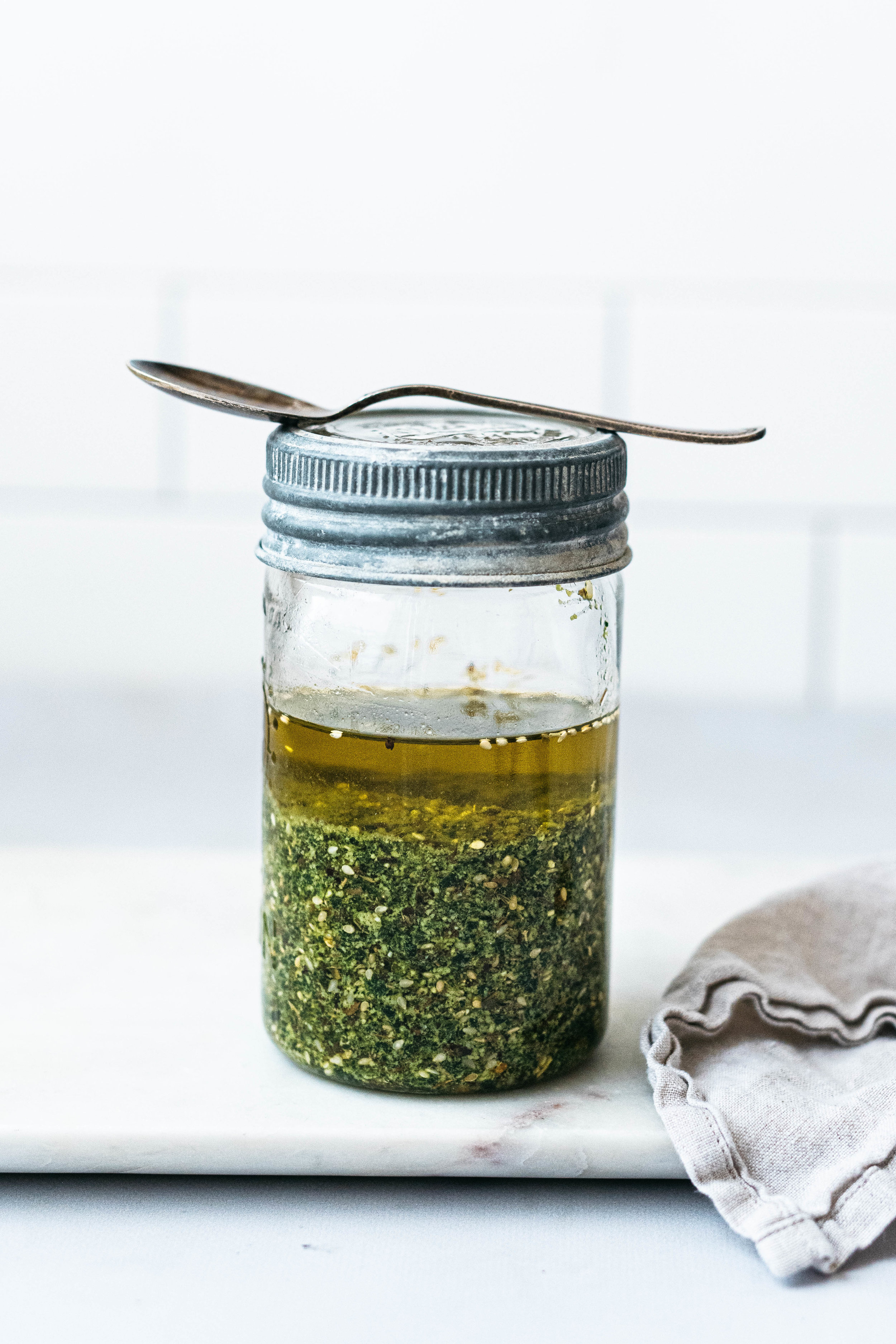 ZA'ATAR PESTO  | dolly and oatmeal