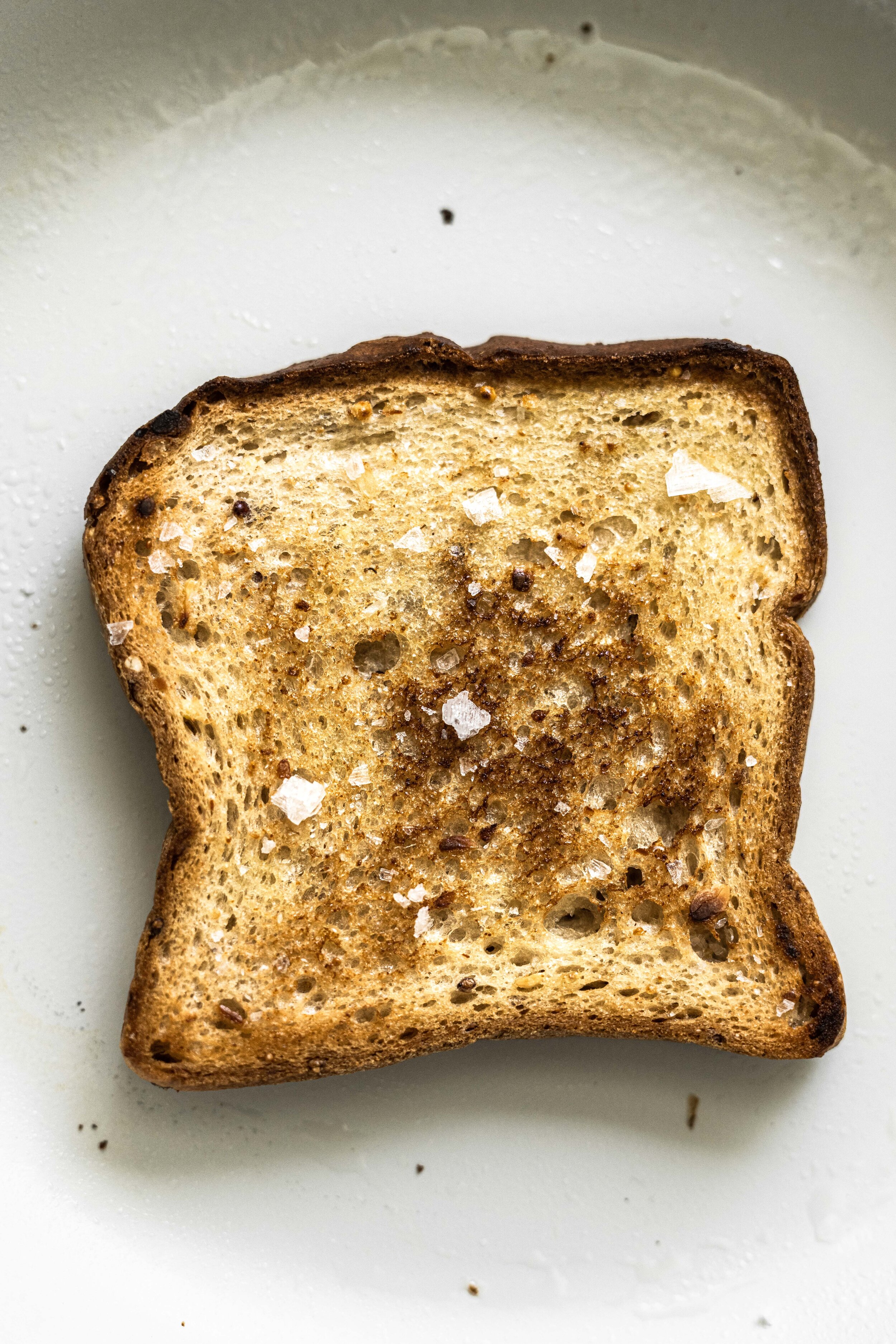 VEGAN SHAKSHUKA TOASTS
