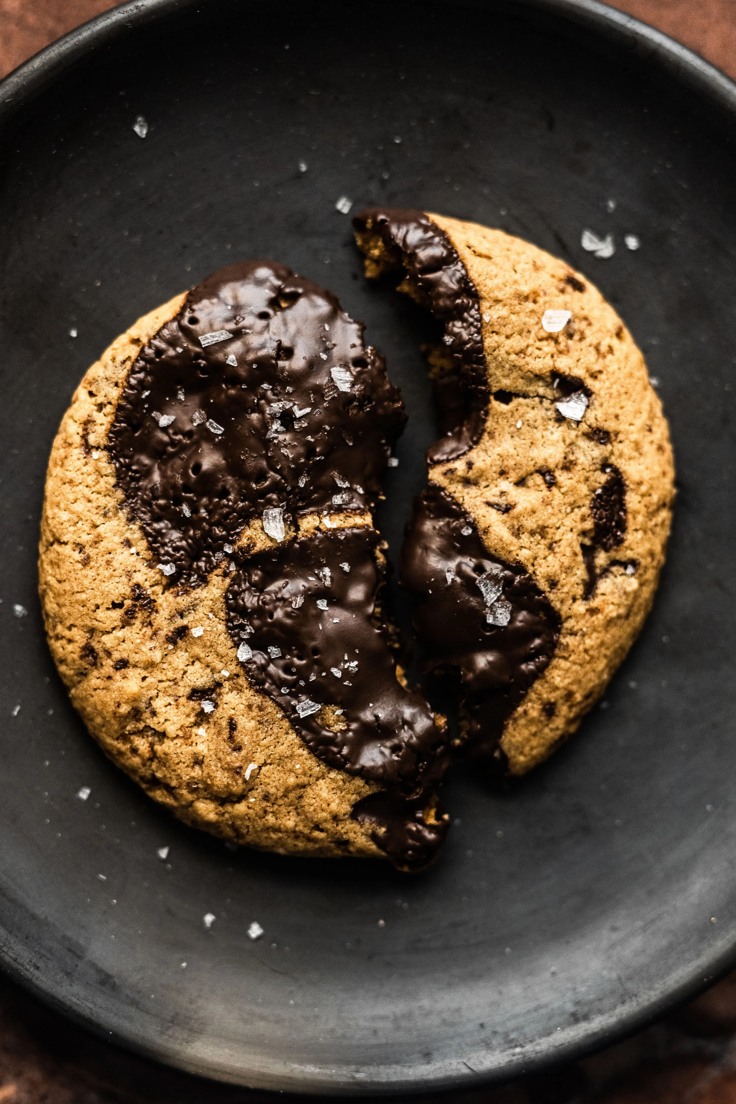 Our Favorite Crisp &amp; Chewy Chocolate Chip Cookies (Gluten-and-Dairy-Free)