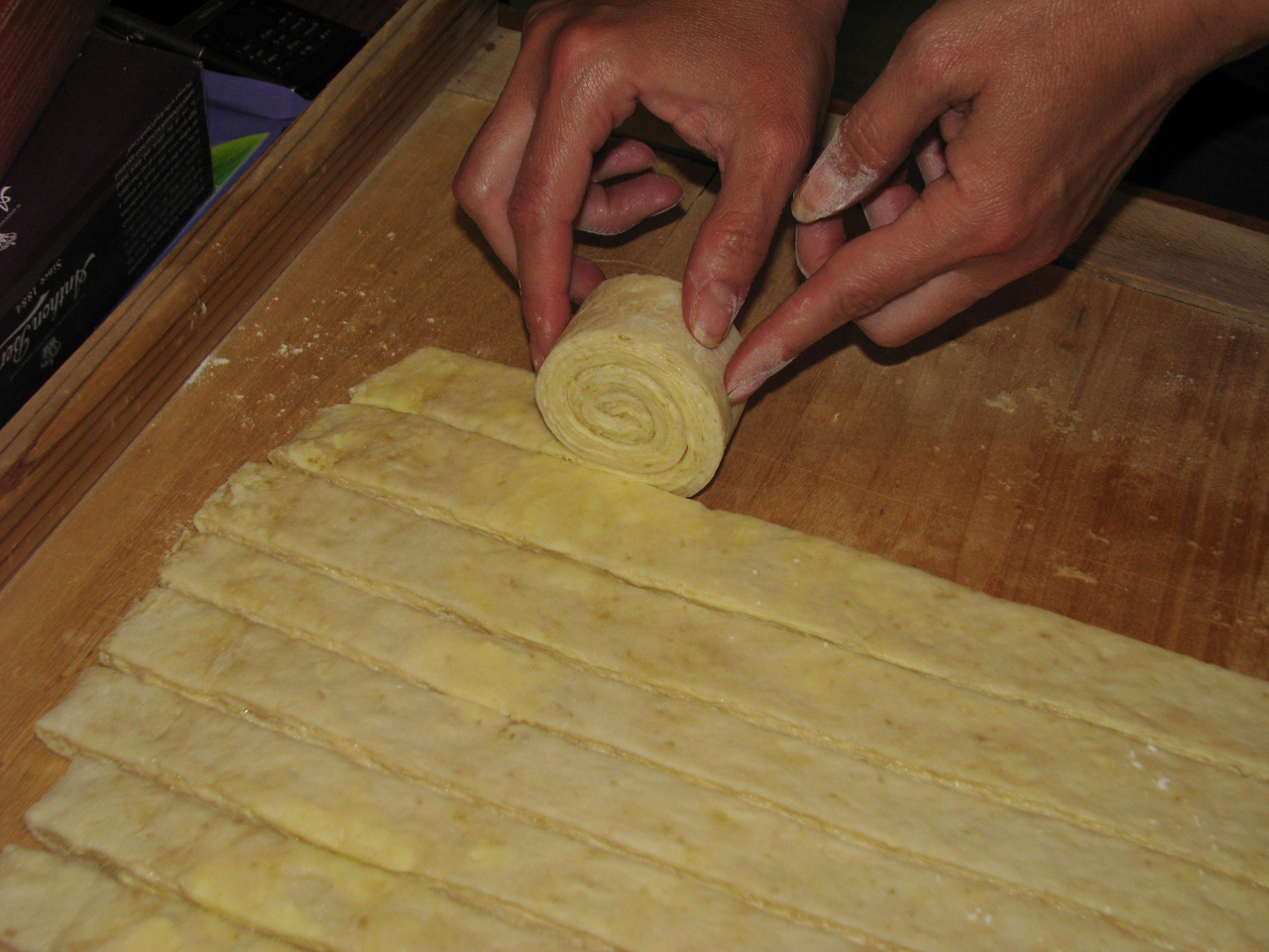 kouign amman facile, vajas hajtott csiga, hajtás