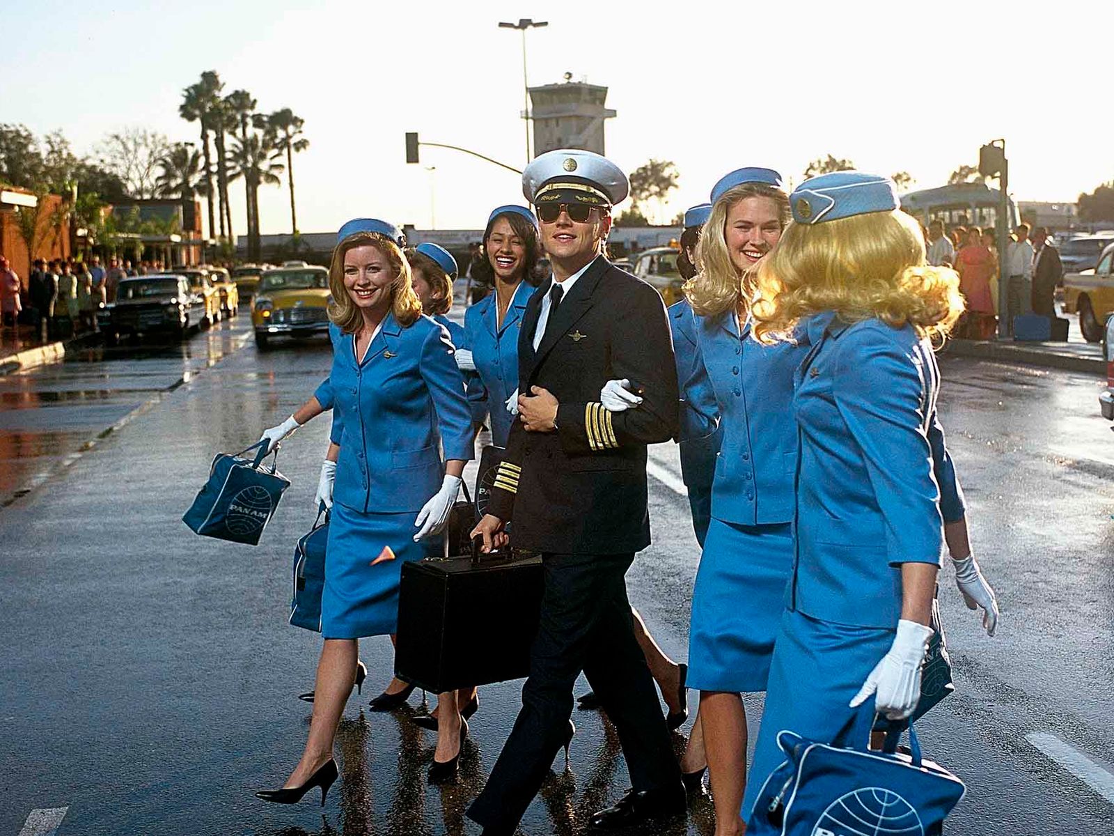 Perdición: apología del hotel de aeropuerto