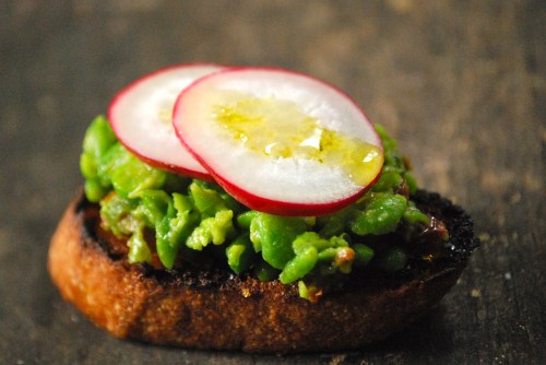 Smashed Summer Pea Spread via Relishing It