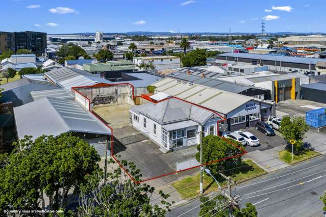 Onehunga Mixed Use with upside - occupy or develop