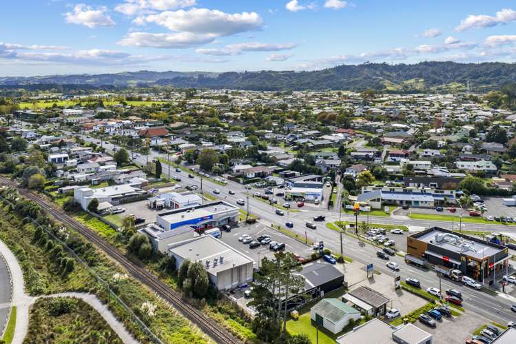 7 and 8/329A Main Road Huapai_19