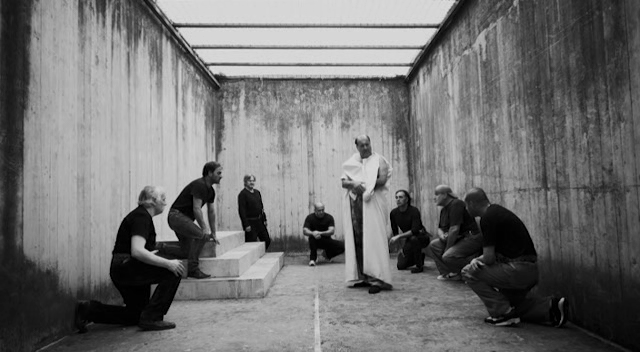 Risultati immagini per cesare deve morire