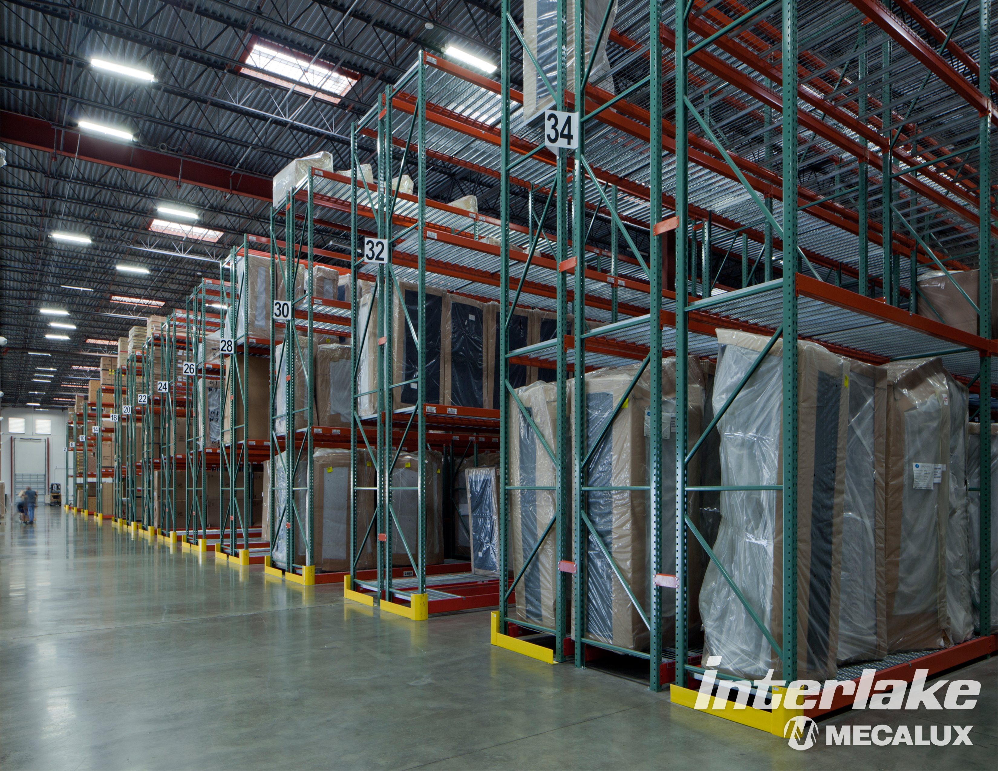 Selective Pallet Racks storage system for manufacturing