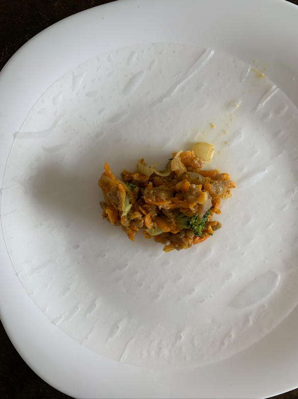 Rice paper with veggie filling Оризова кора с пълнеж