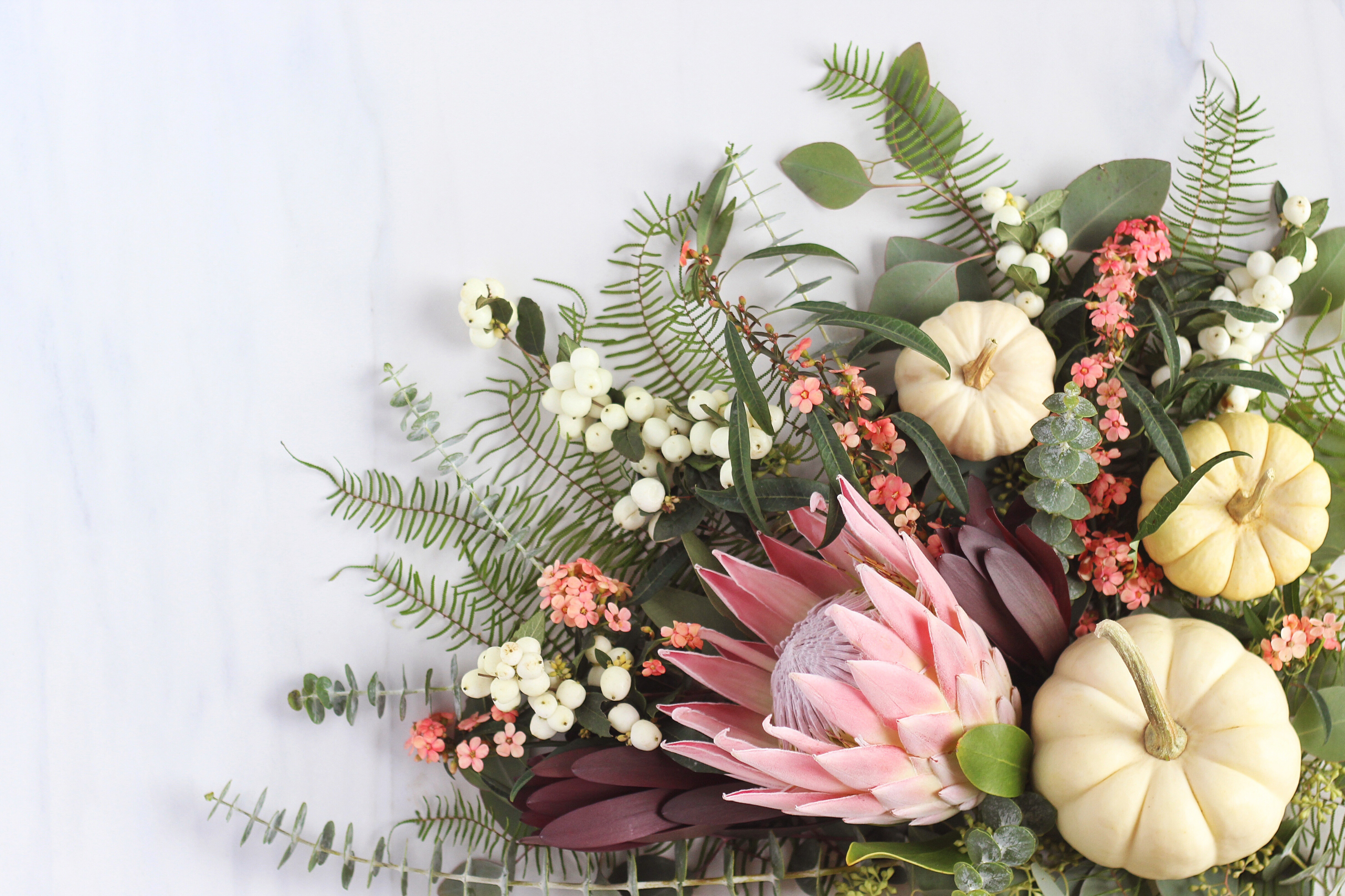 DIGITAL BLOOMS OCTOBER 2016 | FREE TECH WALLPAPERS | Design 3 // JustineCelina.com