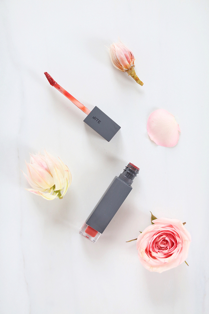 Bite Beauty Amuse Bouche Liquified Lipstick in PurΓ©e Photos, Review, Swatches | October 2017 Beauty Favourites // JustineCelina.com